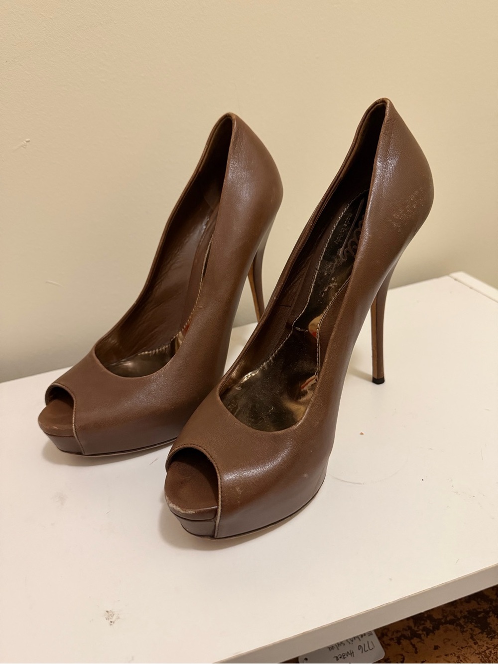 GUCCI GUCCISSIMA Women's Brown Leather Stiletto Platform Pump Shoe 8.5 MSRP $999